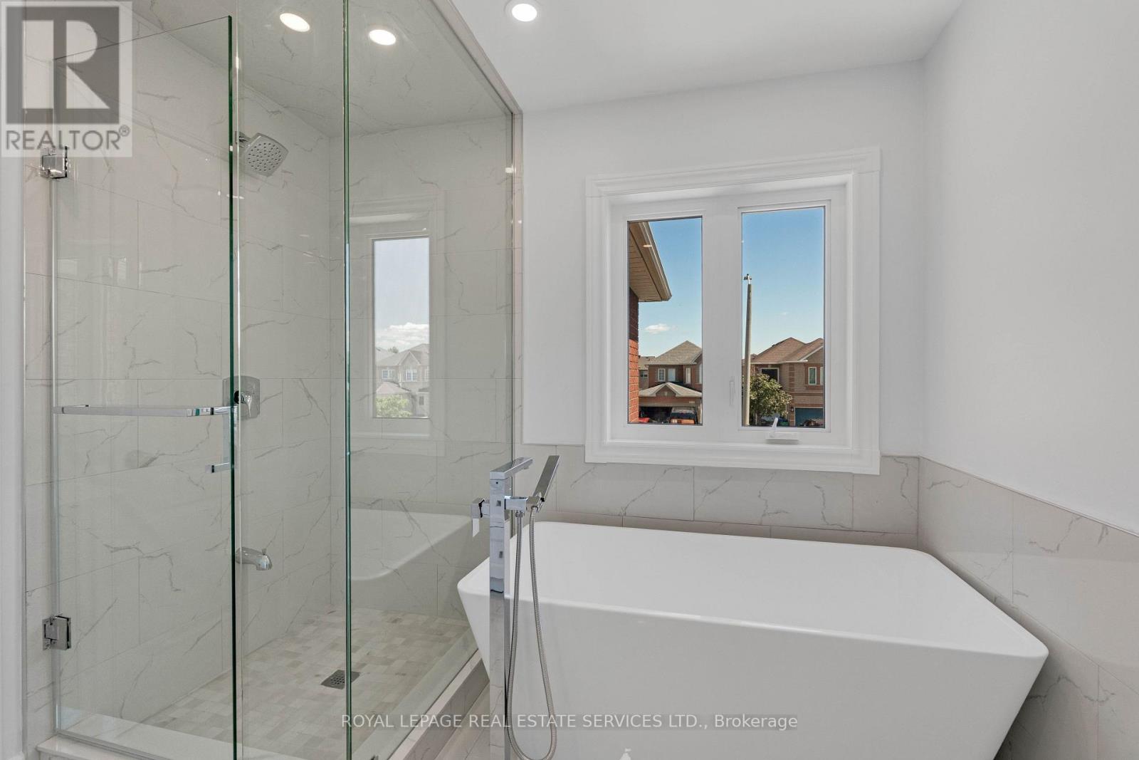 3955 Foxwood Avenue Property Photo 19