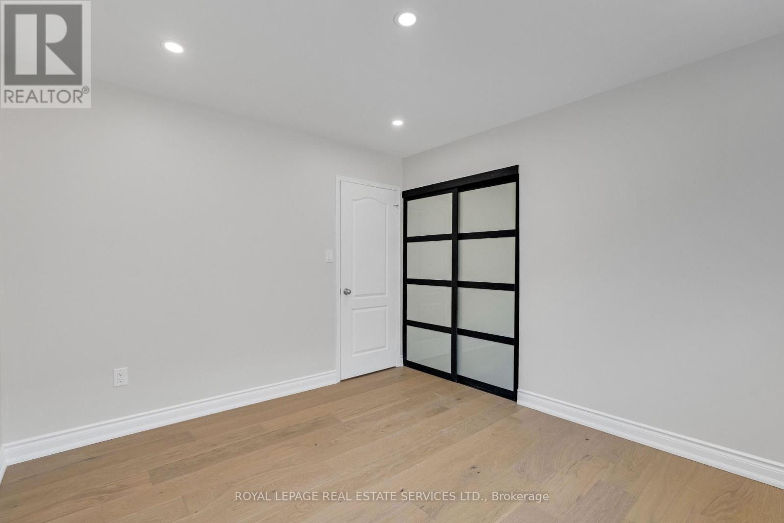 3955 Foxwood Avenue Property Photo 22