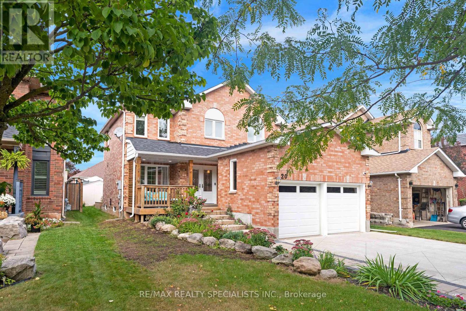 20 Mccullough Crescent Property Photo 3