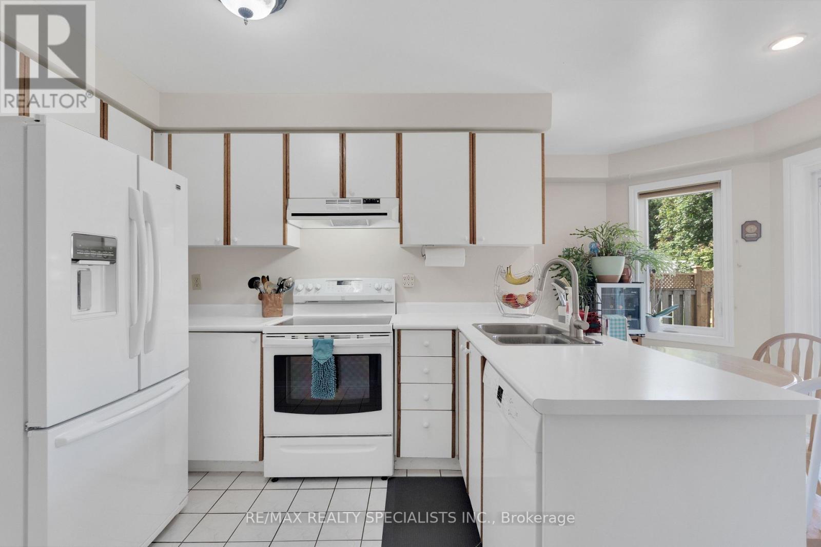 20 Mccullough Crescent Property Photo 13