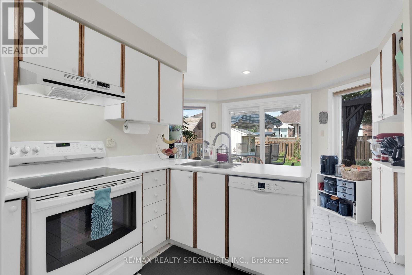 20 Mccullough Crescent Property Photo 16