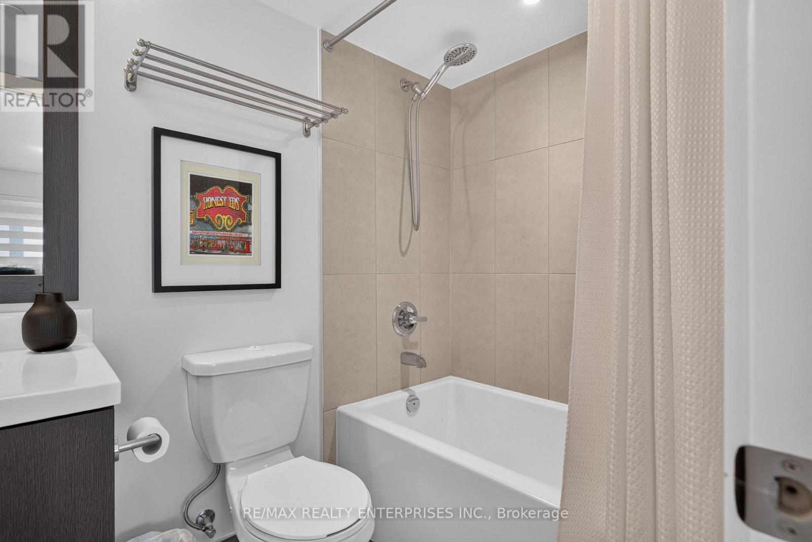 2818 - 9 Mabelle Avenue Property Photo 20