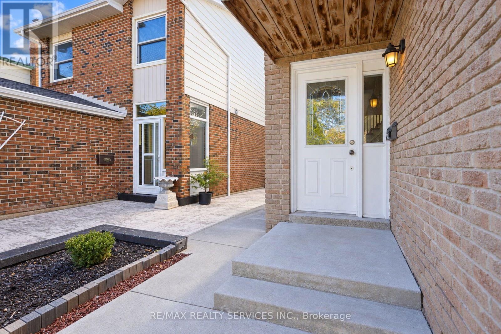 54 Pickard Lane Property Photo 4