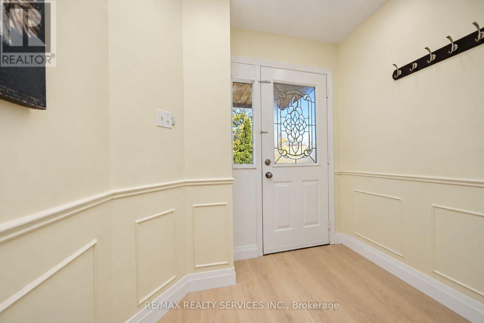 54 Pickard Lane Property Photo 6