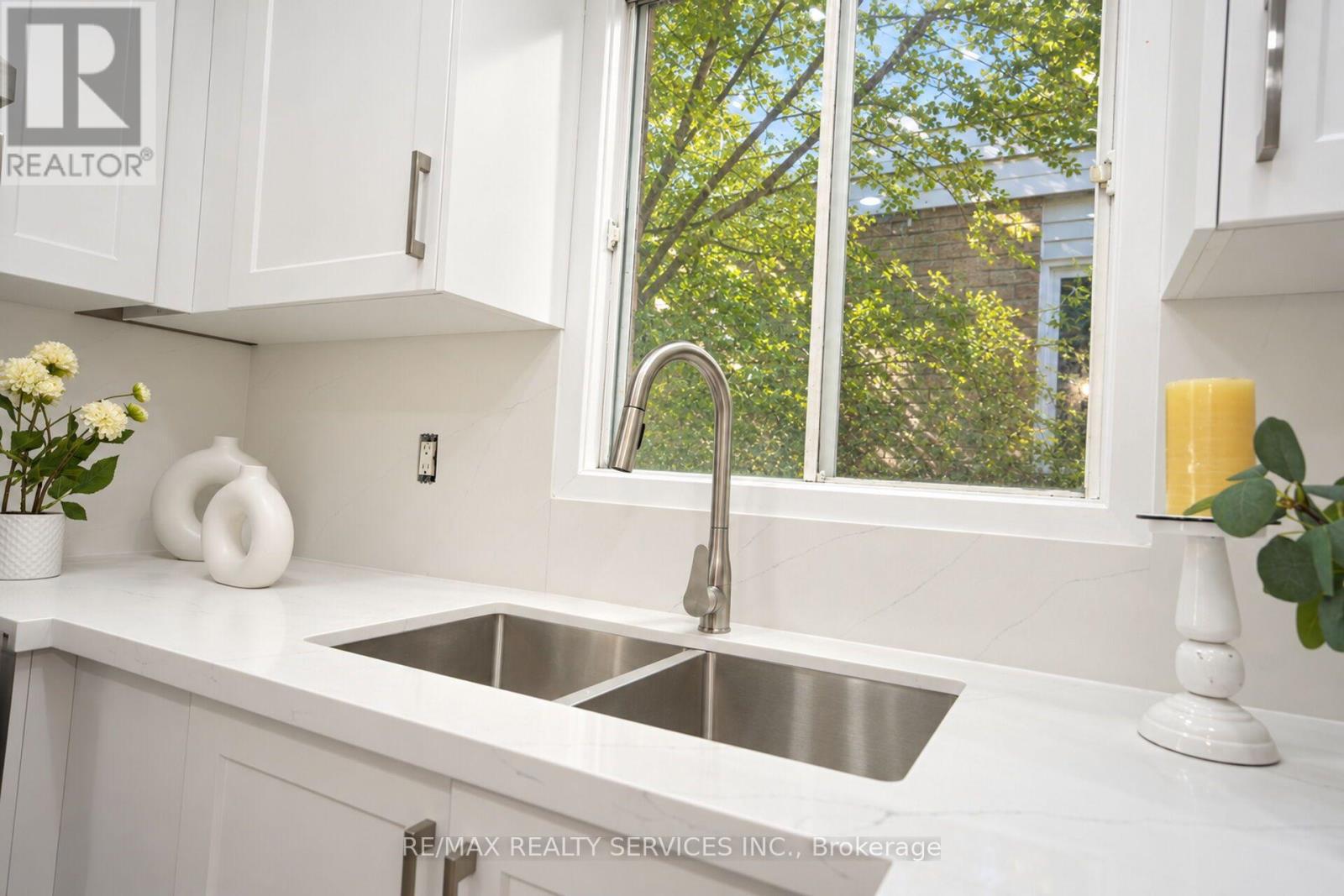 54 Pickard Lane Property Photo 17