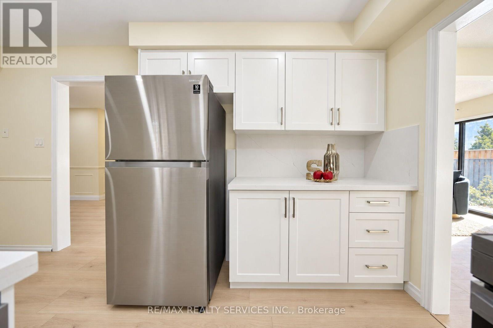 54 Pickard Lane Property Photo 18