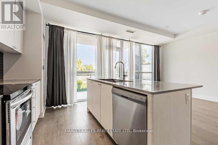 4 - 60 George Butchart Drive Property Photo 13