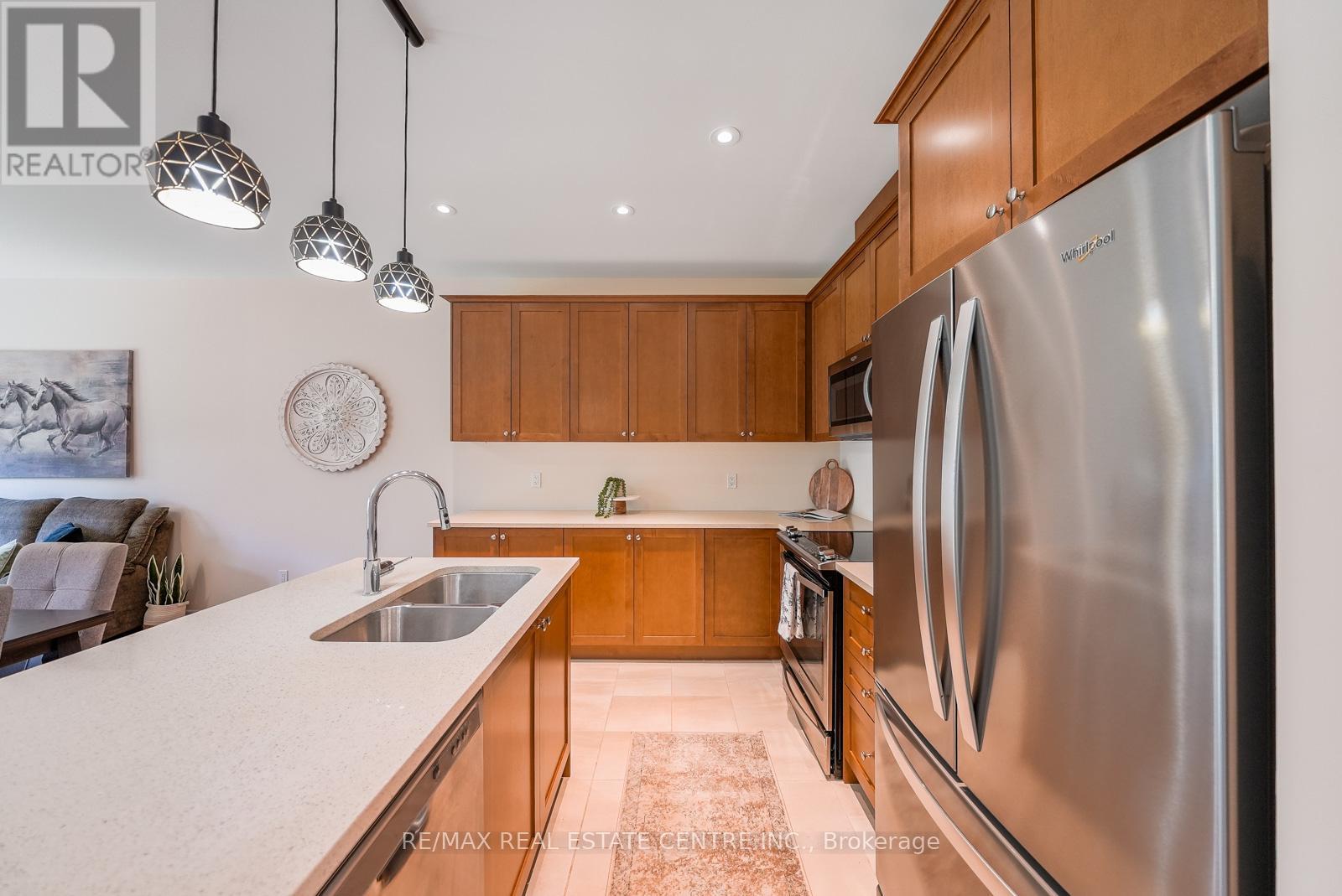 11 Overlea Drive Property Photo 11