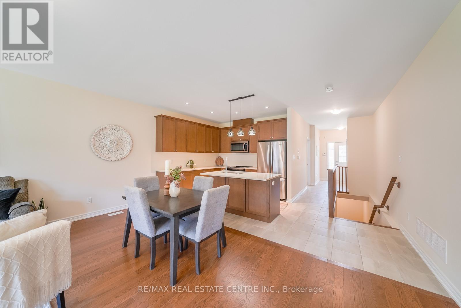 11 Overlea Drive Property Photo 18