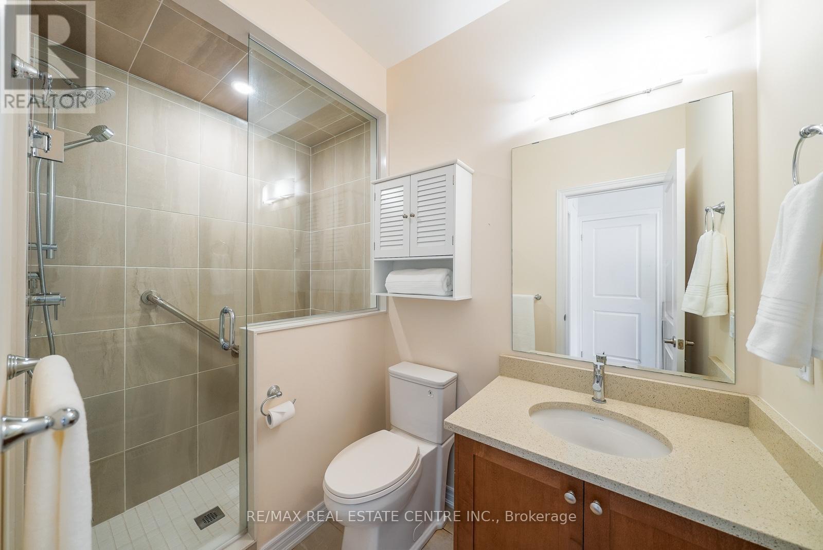 11 Overlea Drive Property Photo 28