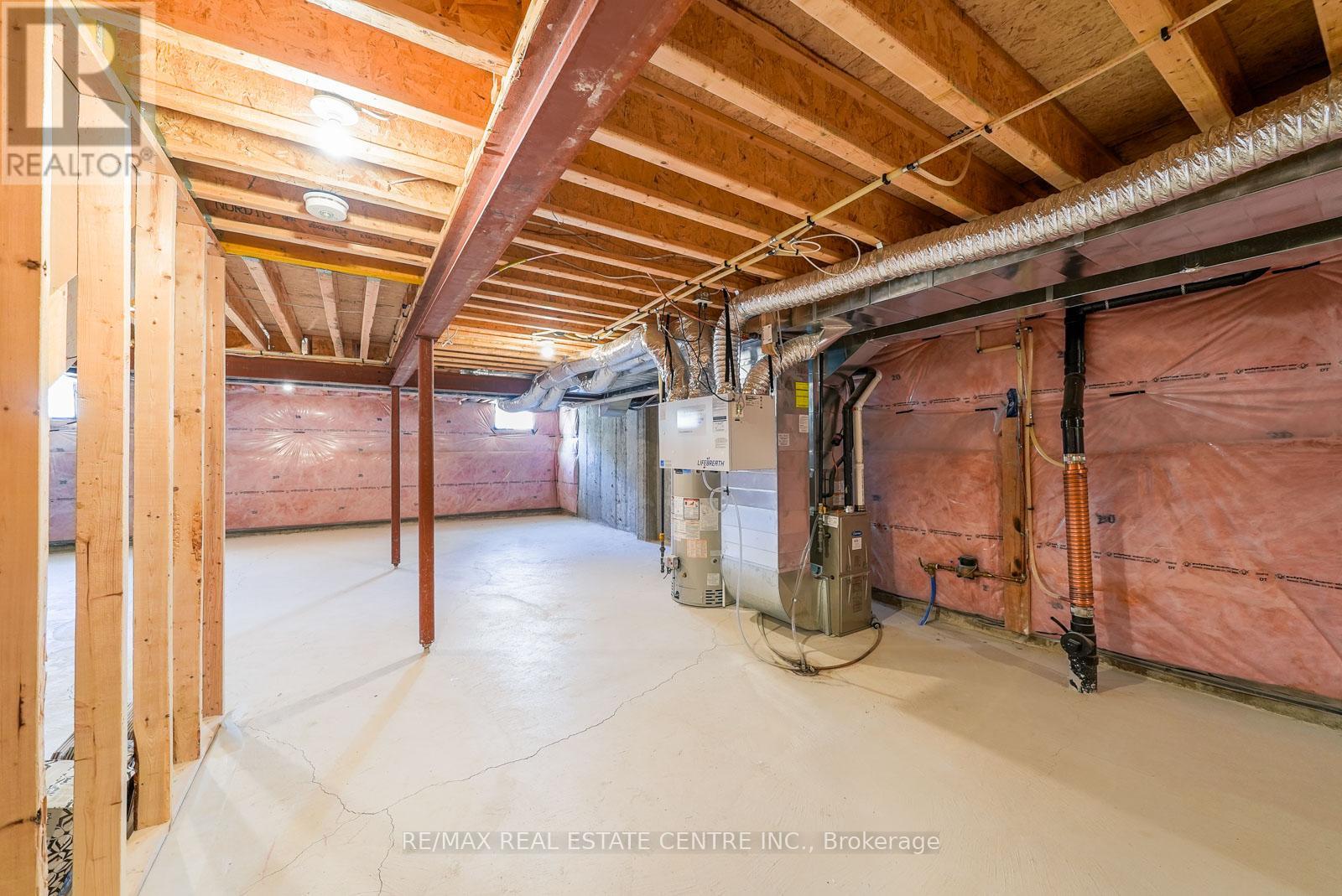 11 Overlea Drive Property Photo 35