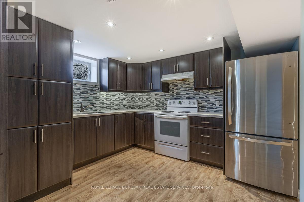 Lower - 2142 Parkway Drive Property Photo 7