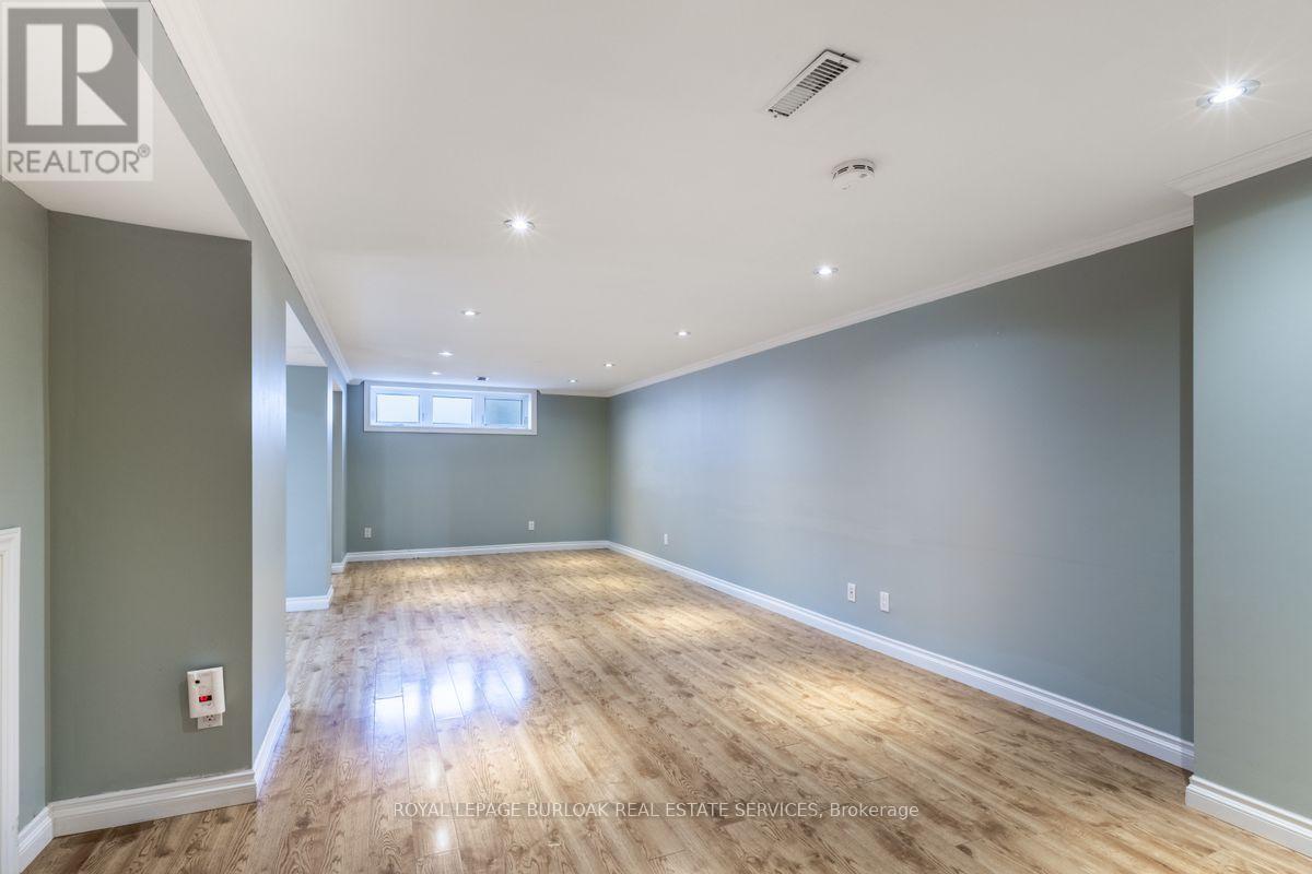 Lower - 2142 Parkway Drive Property Photo 14