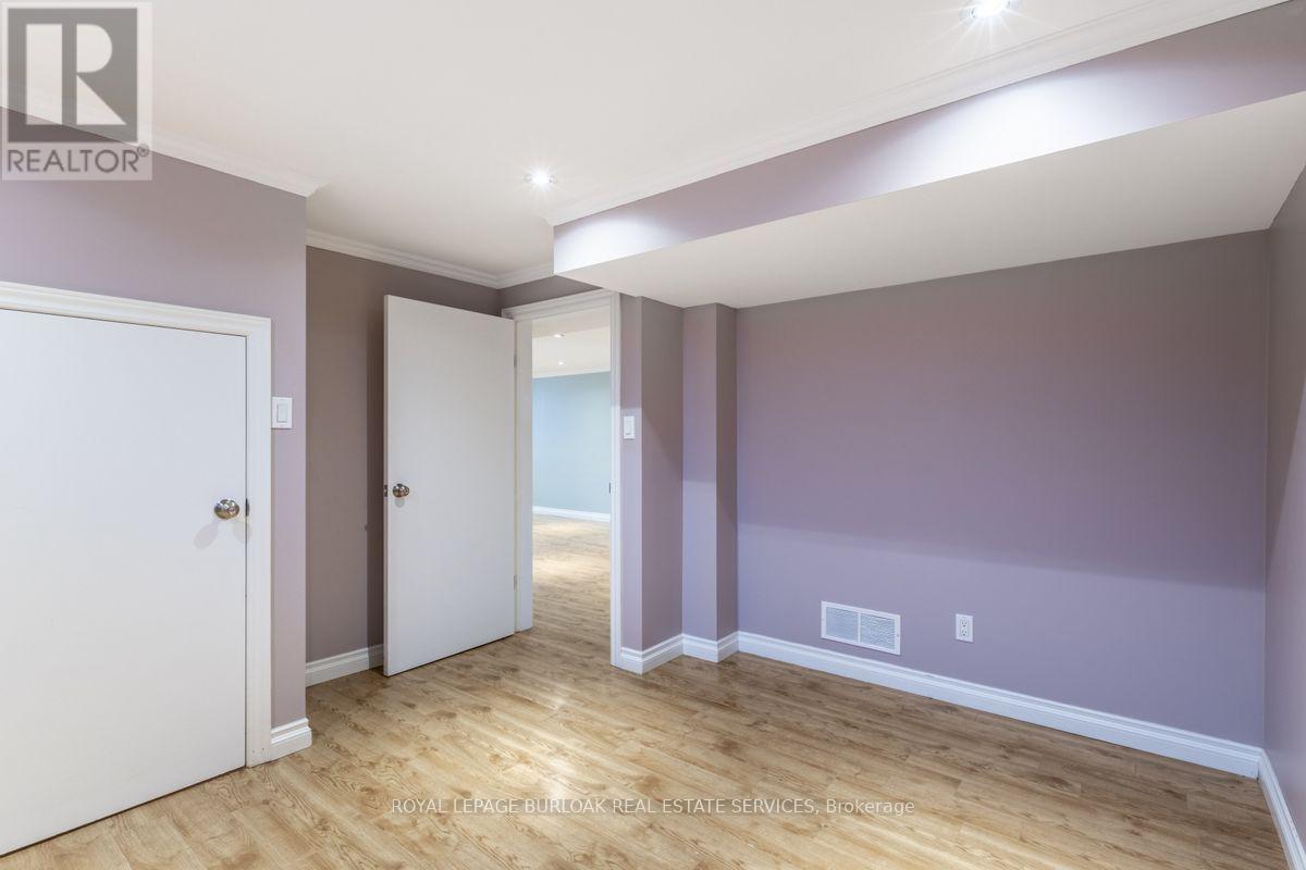 Lower - 2142 Parkway Drive Property Photo 17