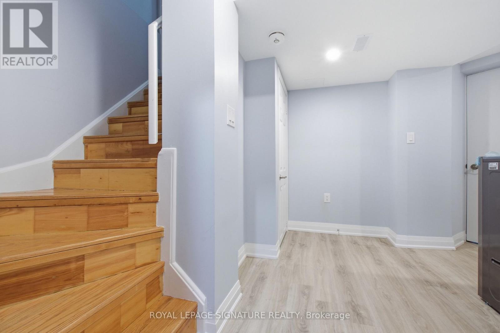 2516 Willowburne Drive Property Photo 33