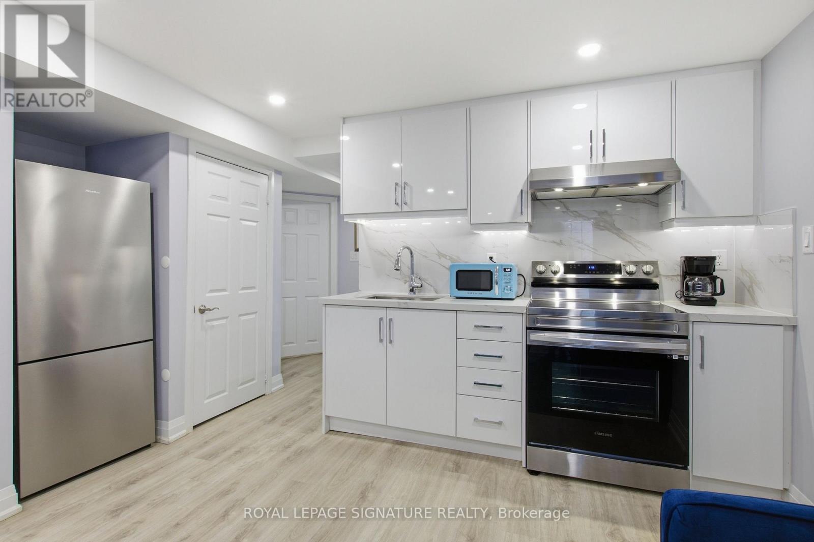 2516 Willowburne Drive Property Photo 40