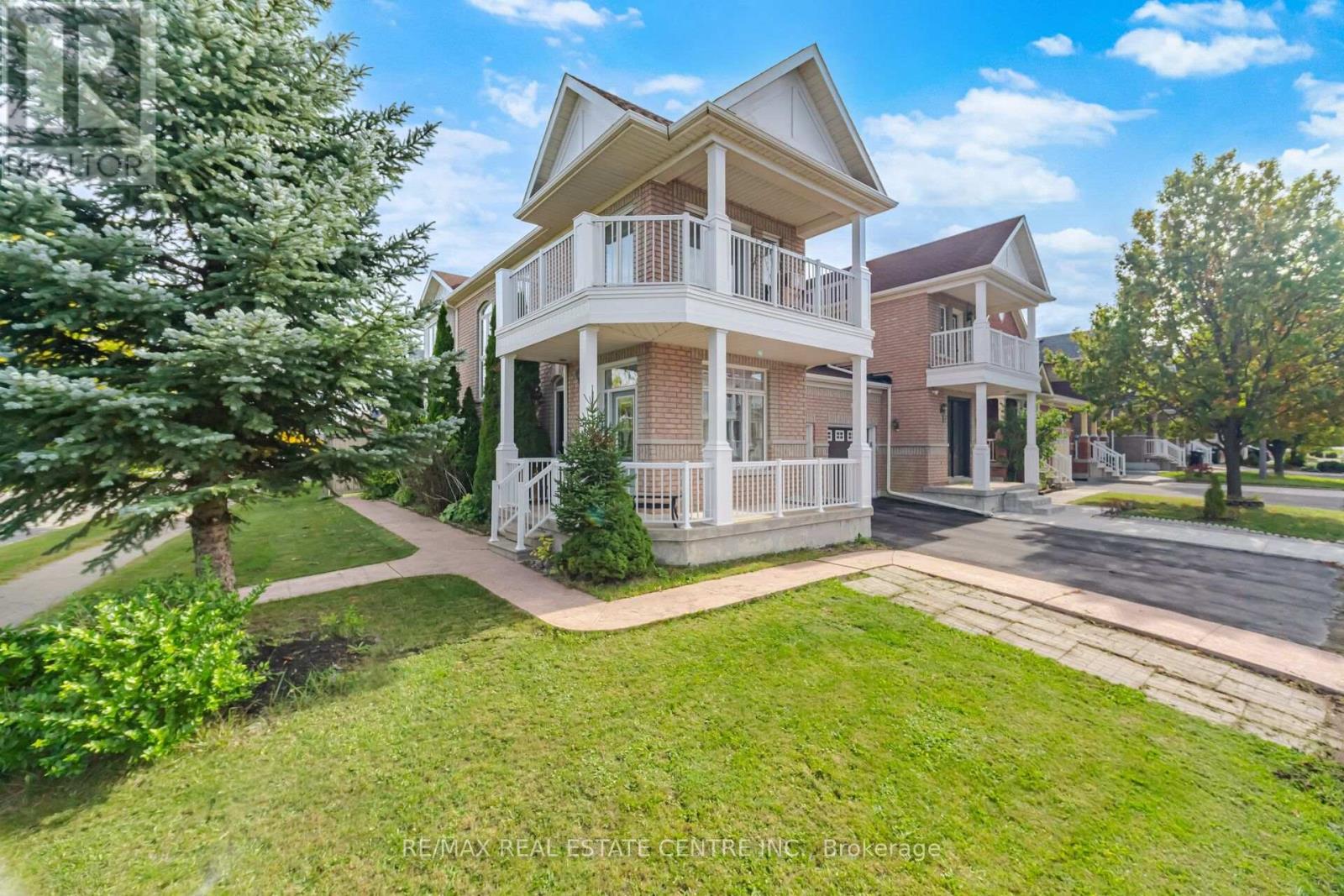 65 Connolly Crescent Property Photo 3