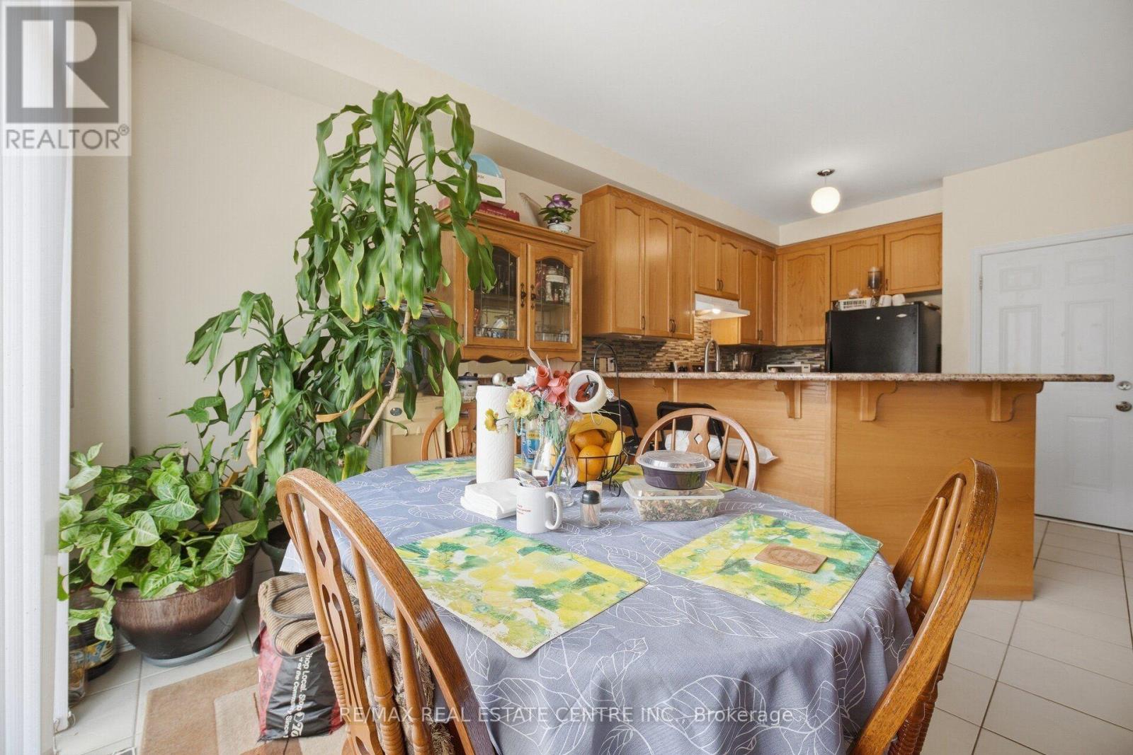 65 Connolly Crescent Property Photo 15