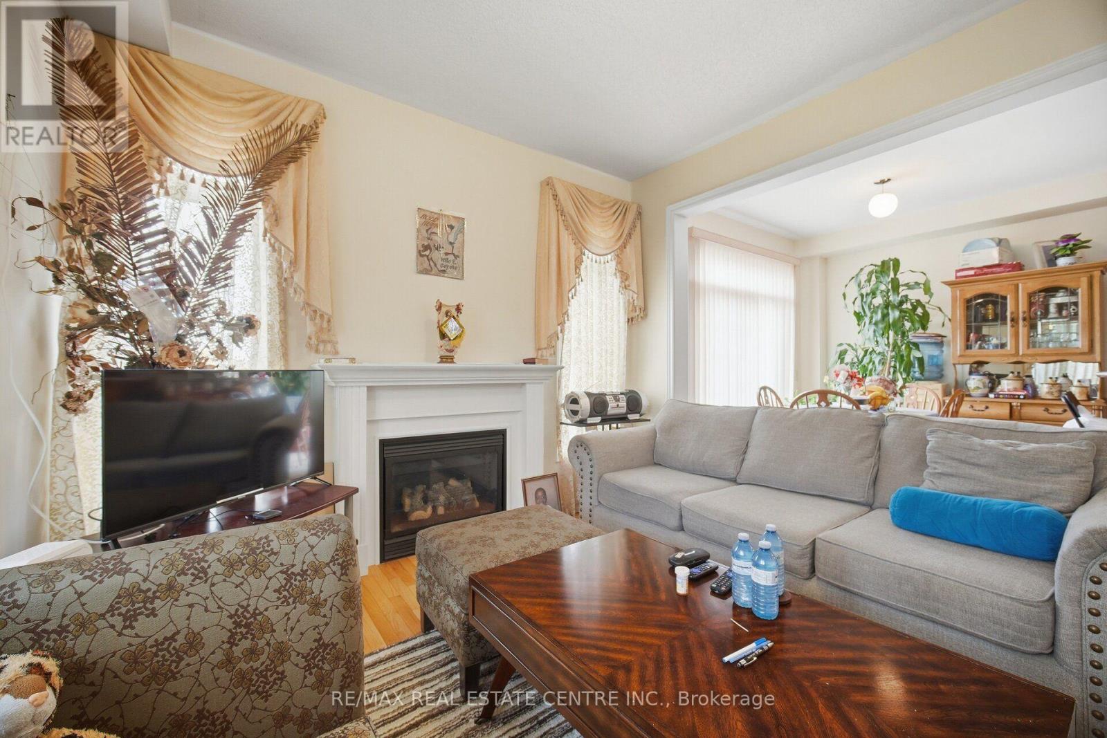 65 Connolly Crescent Property Photo 19