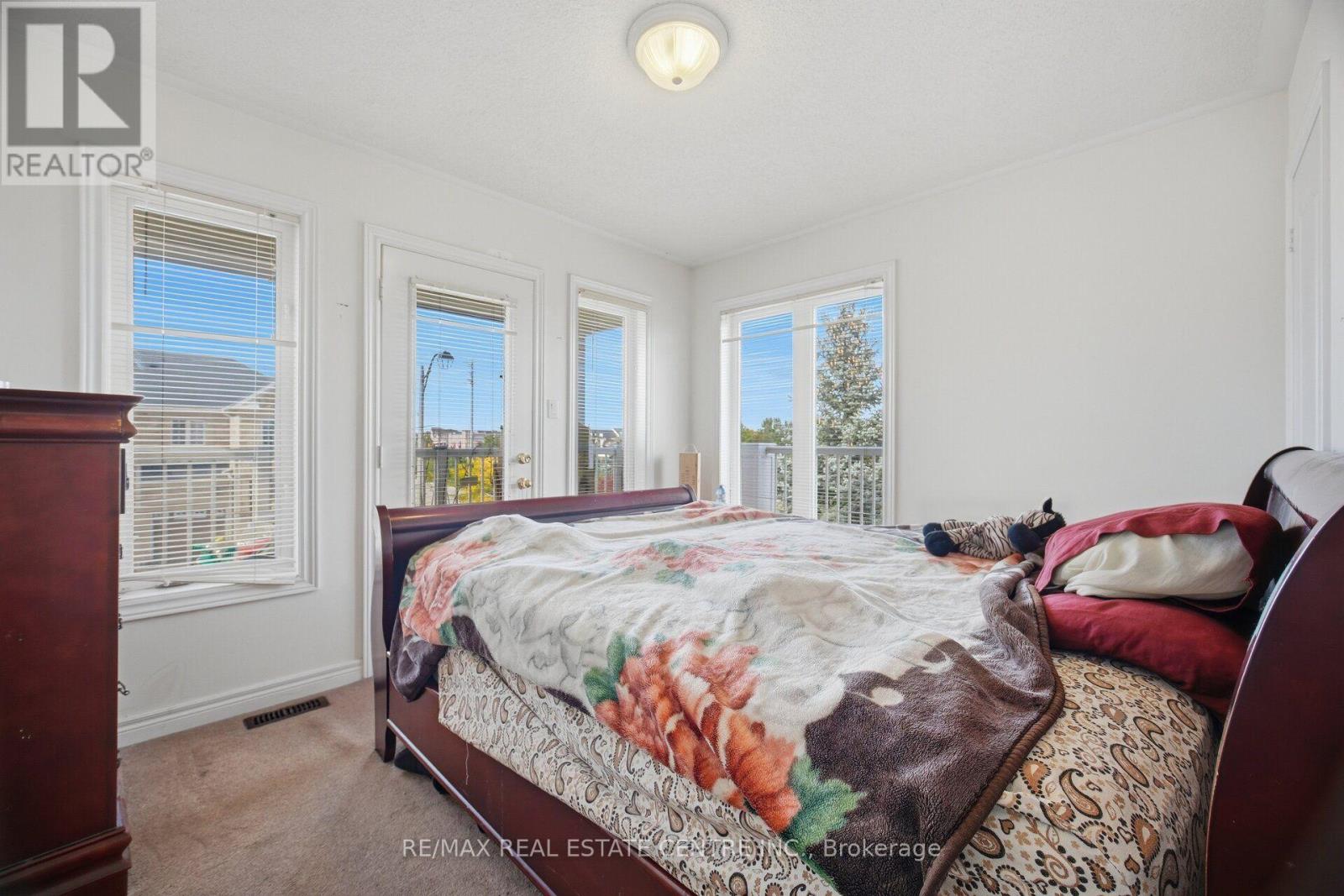 65 Connolly Crescent Property Photo 29