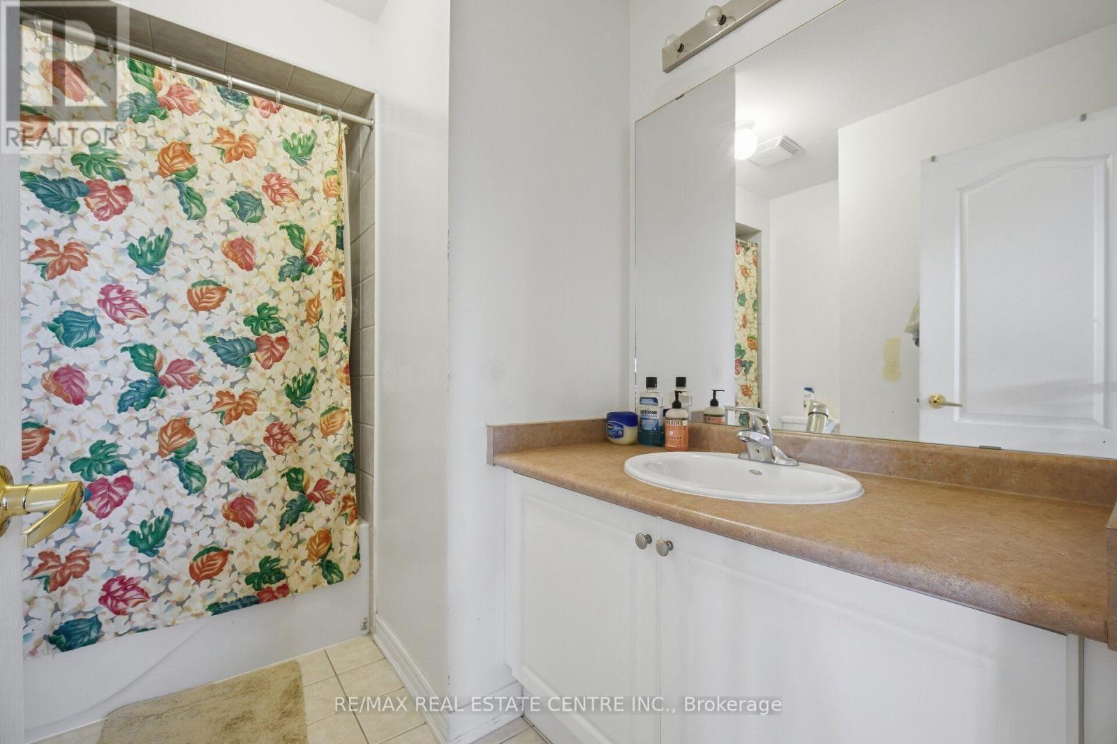 65 Connolly Crescent Property Photo 35