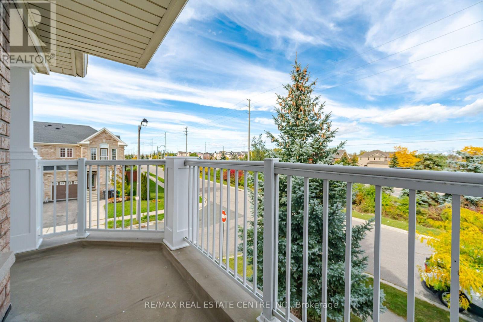 65 Connolly Crescent Property Photo 38
