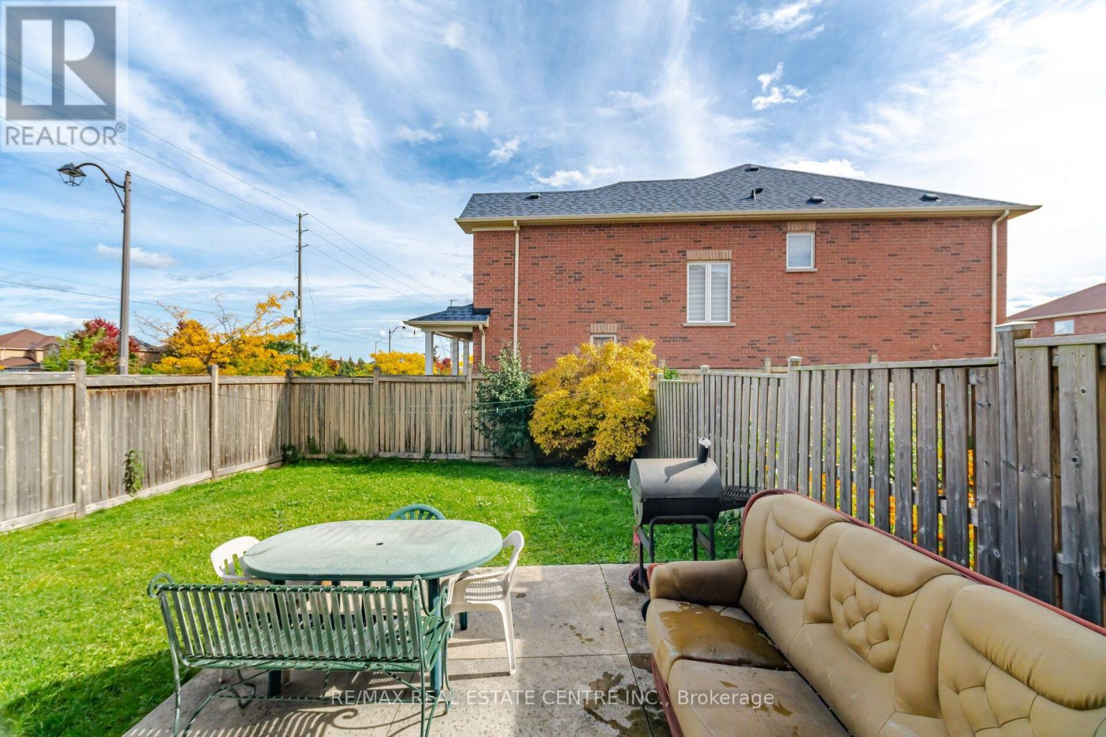 65 Connolly Crescent Property Photo 42