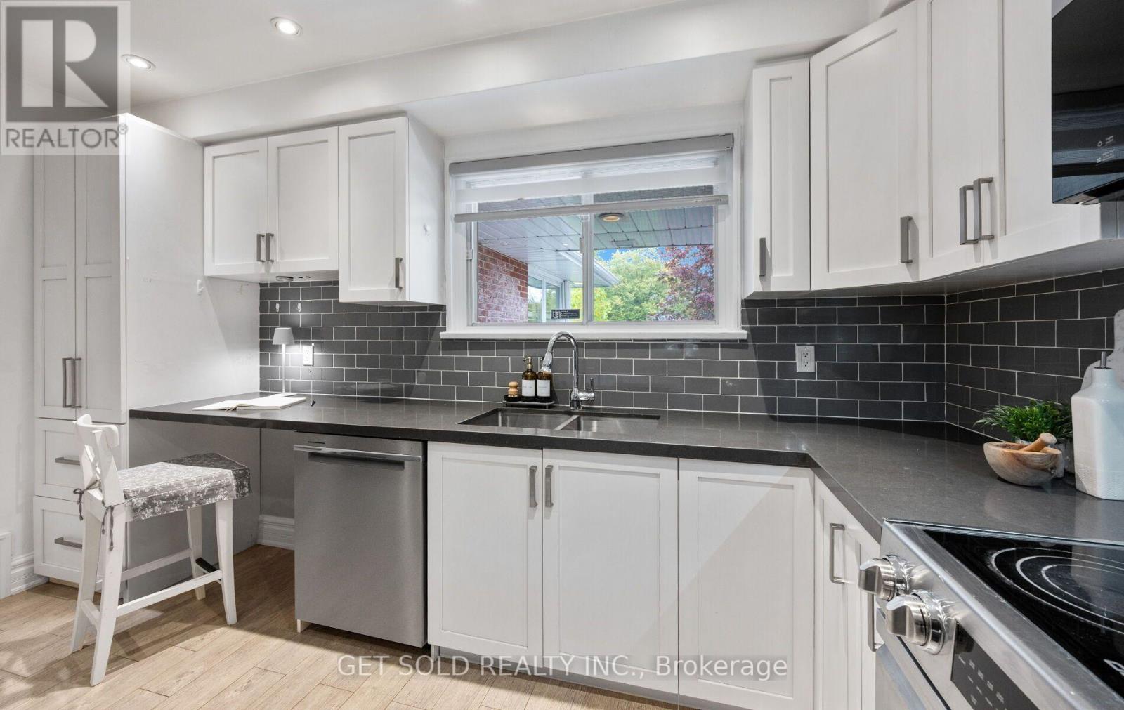 136 Prince George Drive Property Photo 10