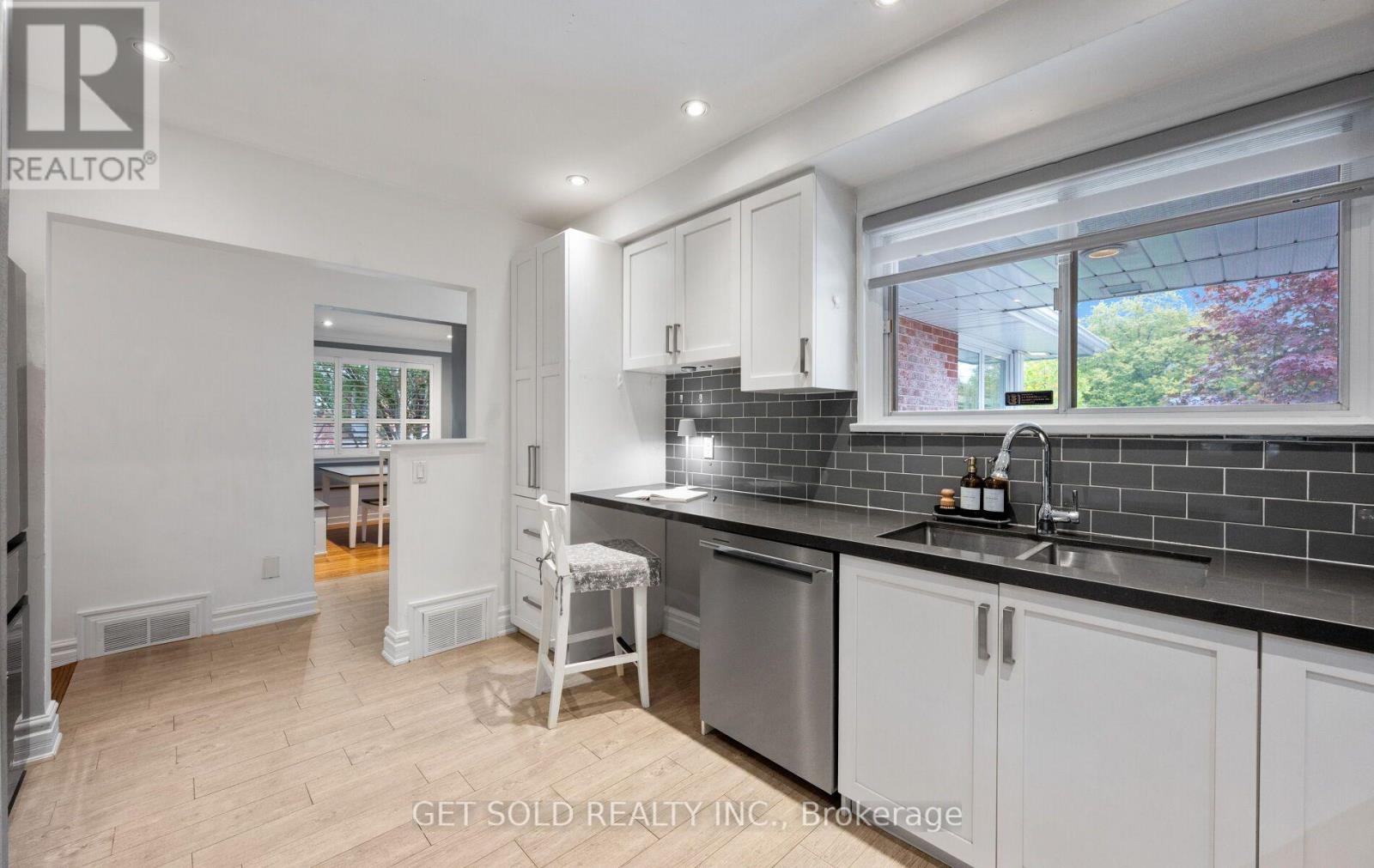 136 Prince George Drive Property Photo 11