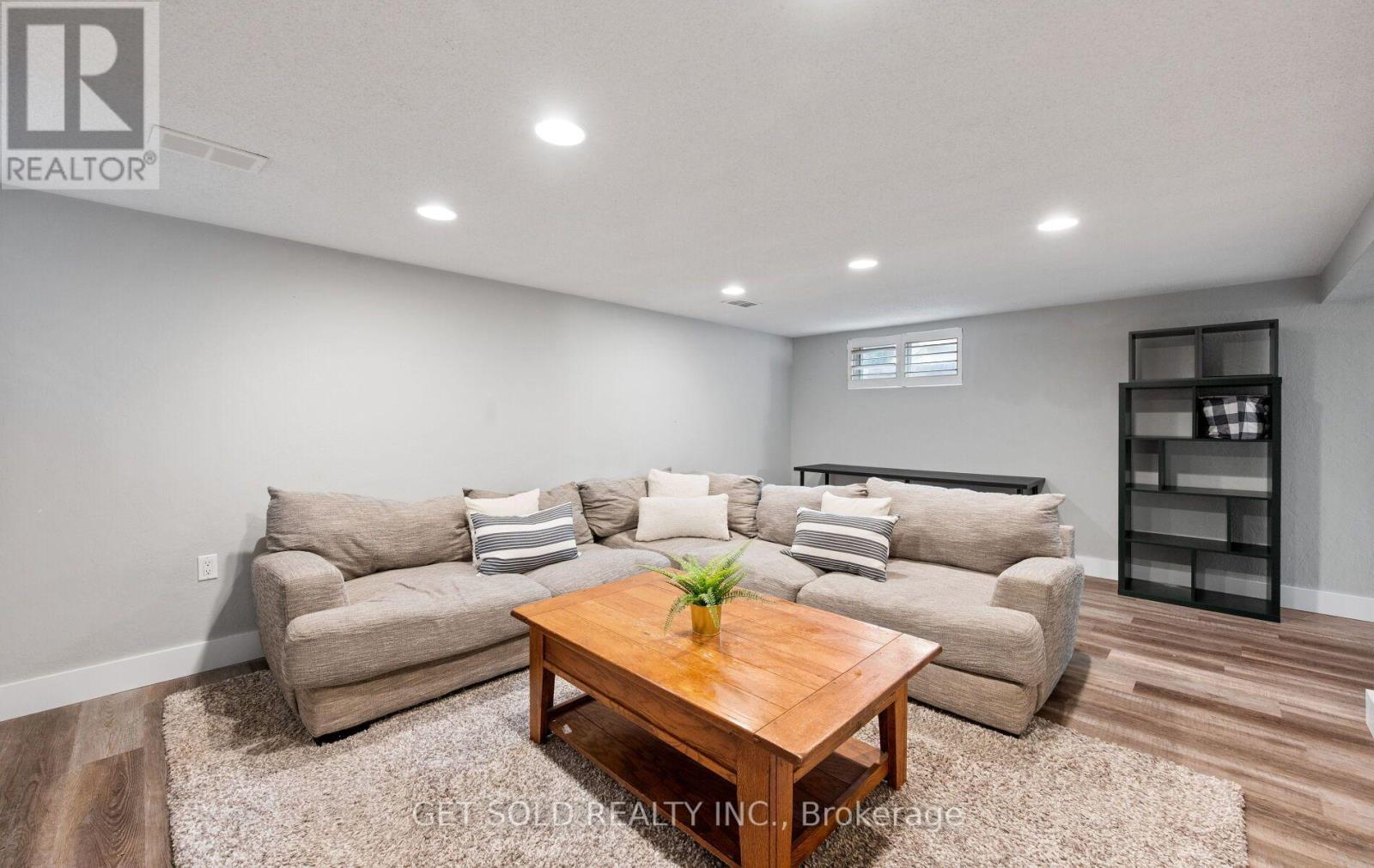 136 Prince George Drive Property Photo 26