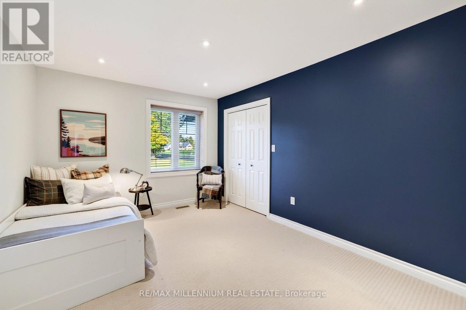 7196 Mcniven Road Property Photo 13