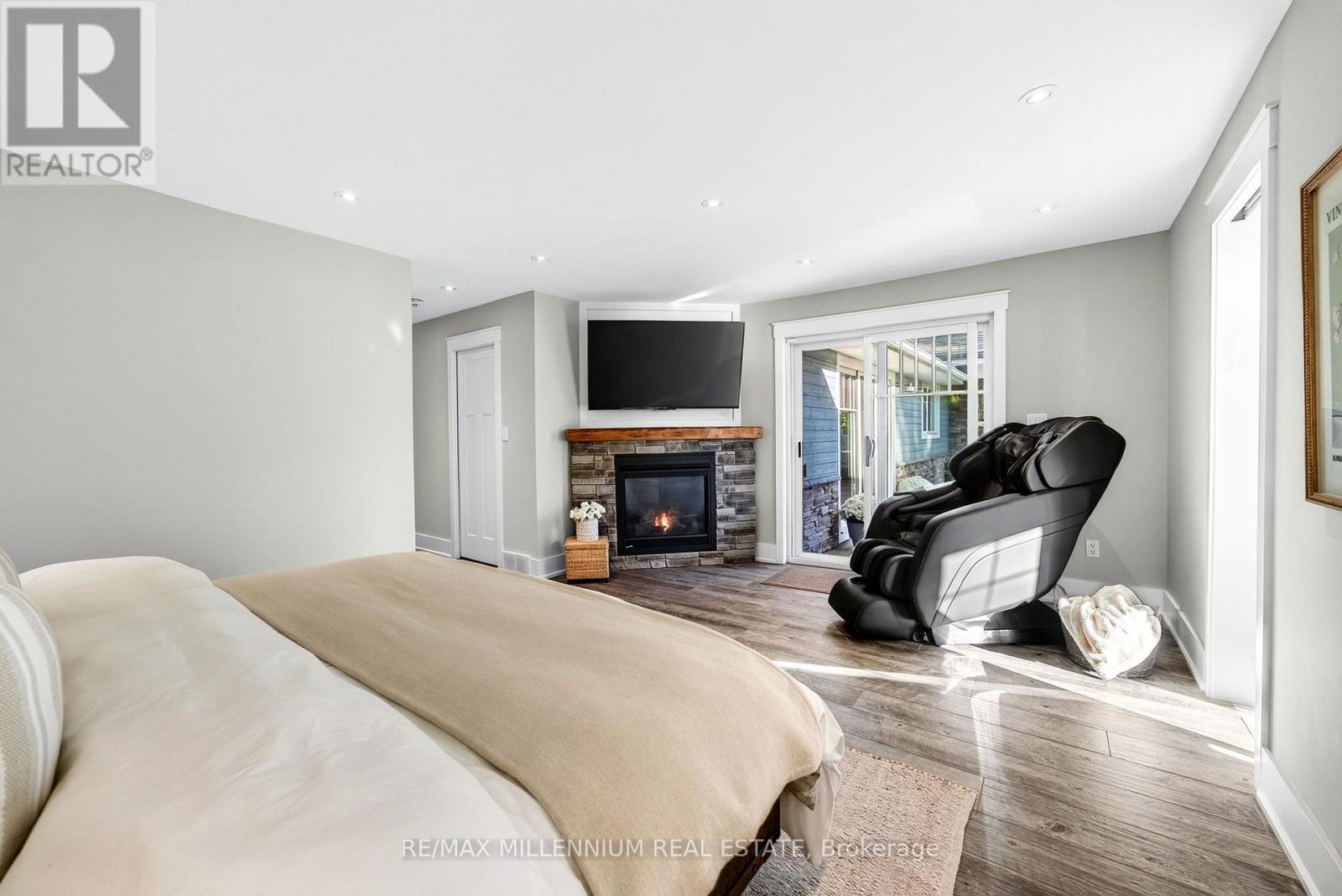 7196 Mcniven Road Property Photo 17