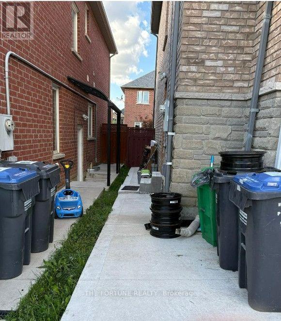 18 Saint Eugene Street Property Photo 3