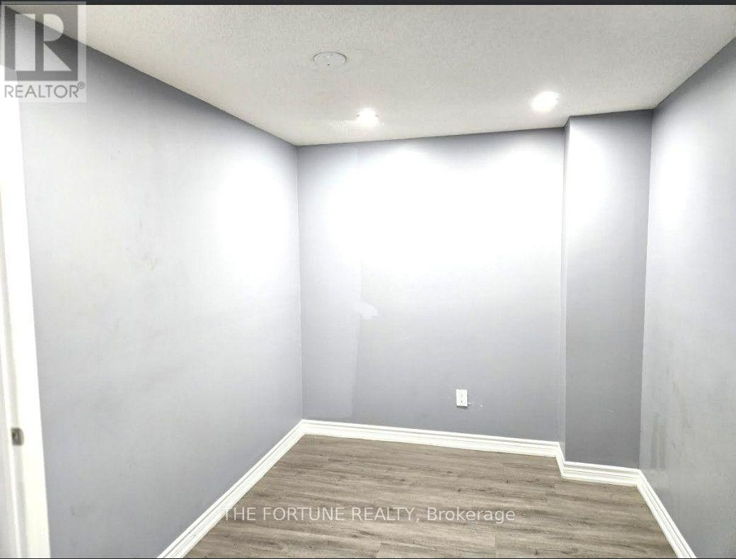 18 Saint Eugene Street Property Photo 9