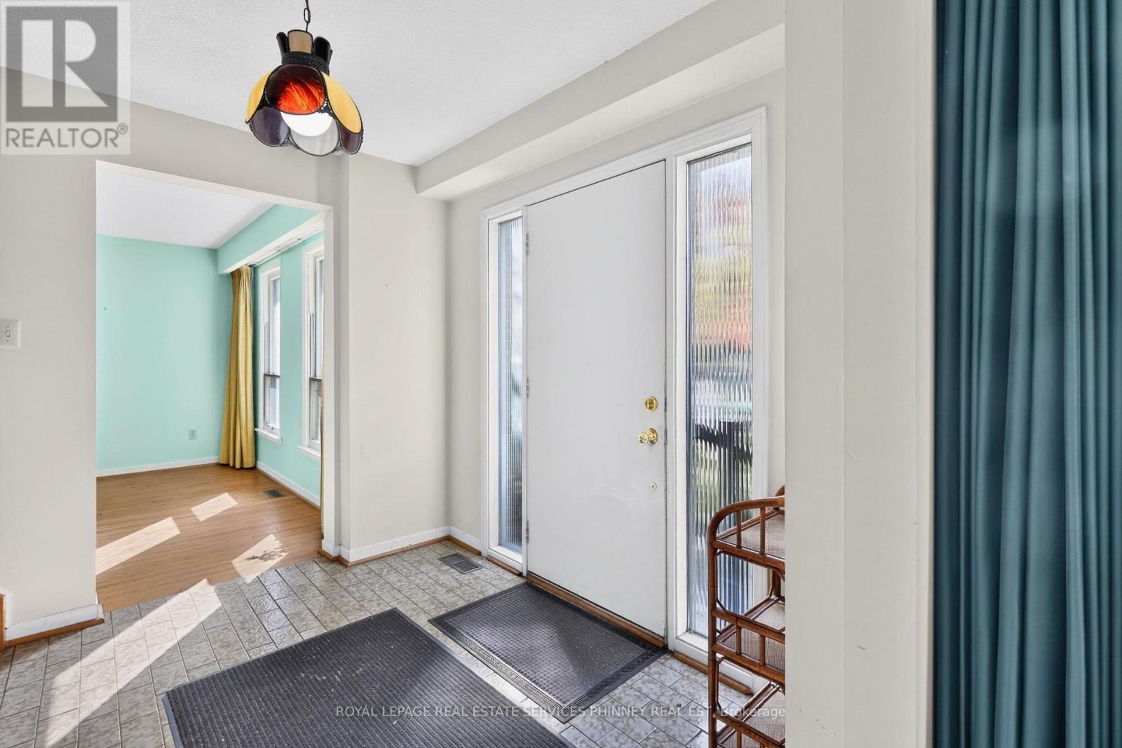 1353 Bunsden Avenue Property Photo 4