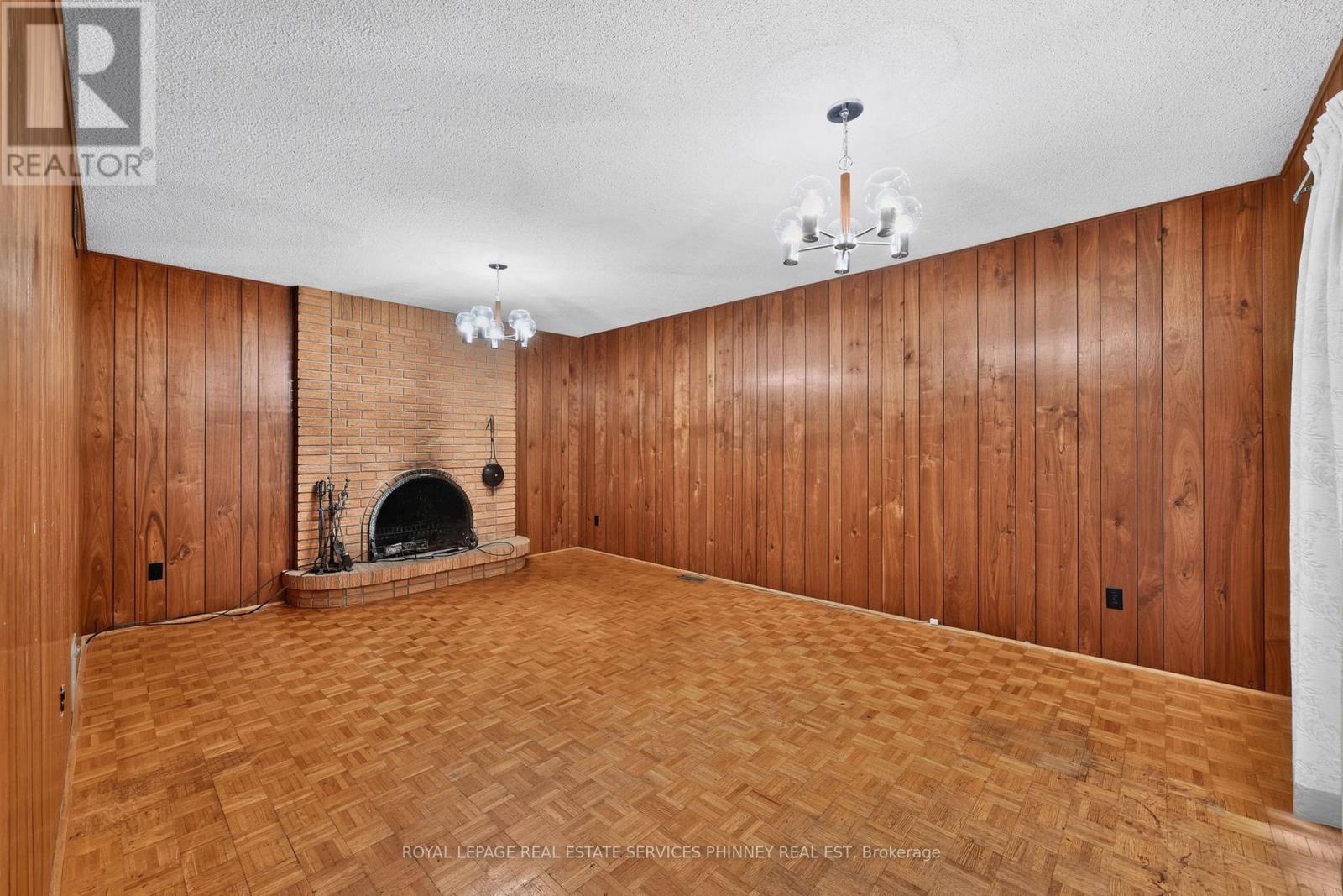 1353 Bunsden Avenue Property Photo 10