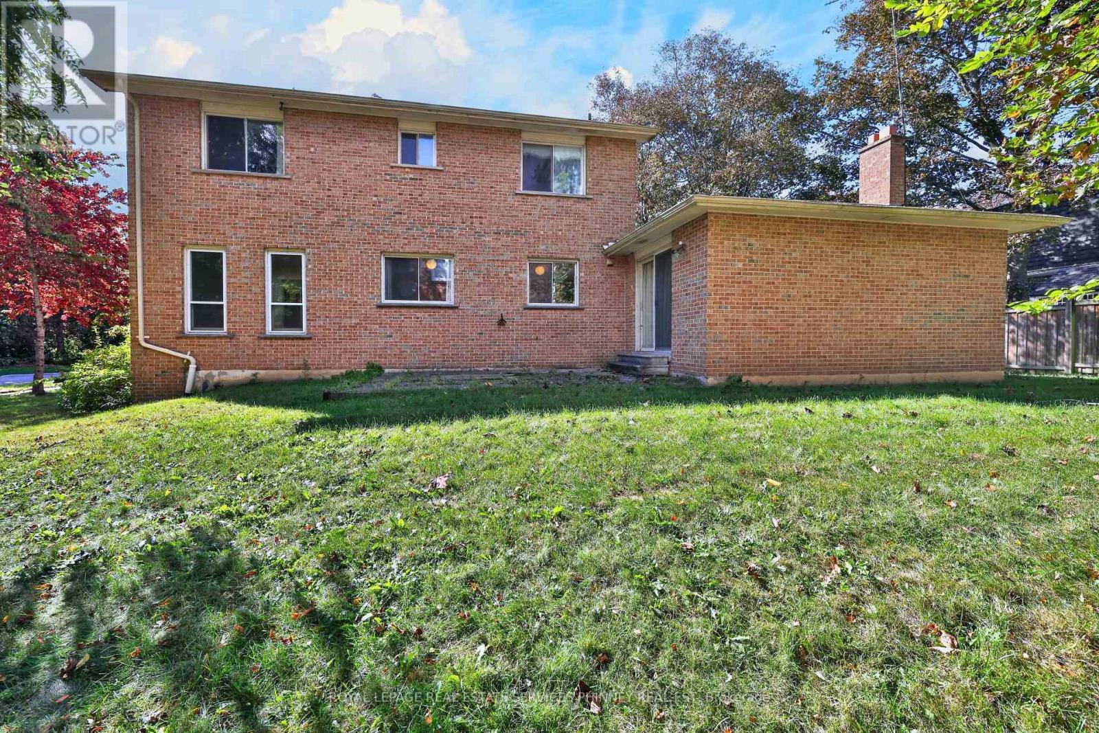 1353 Bunsden Avenue Property Photo 25