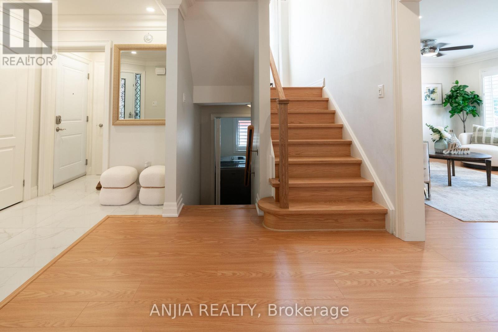 2410 Eden Valley Drive Property Photo 8