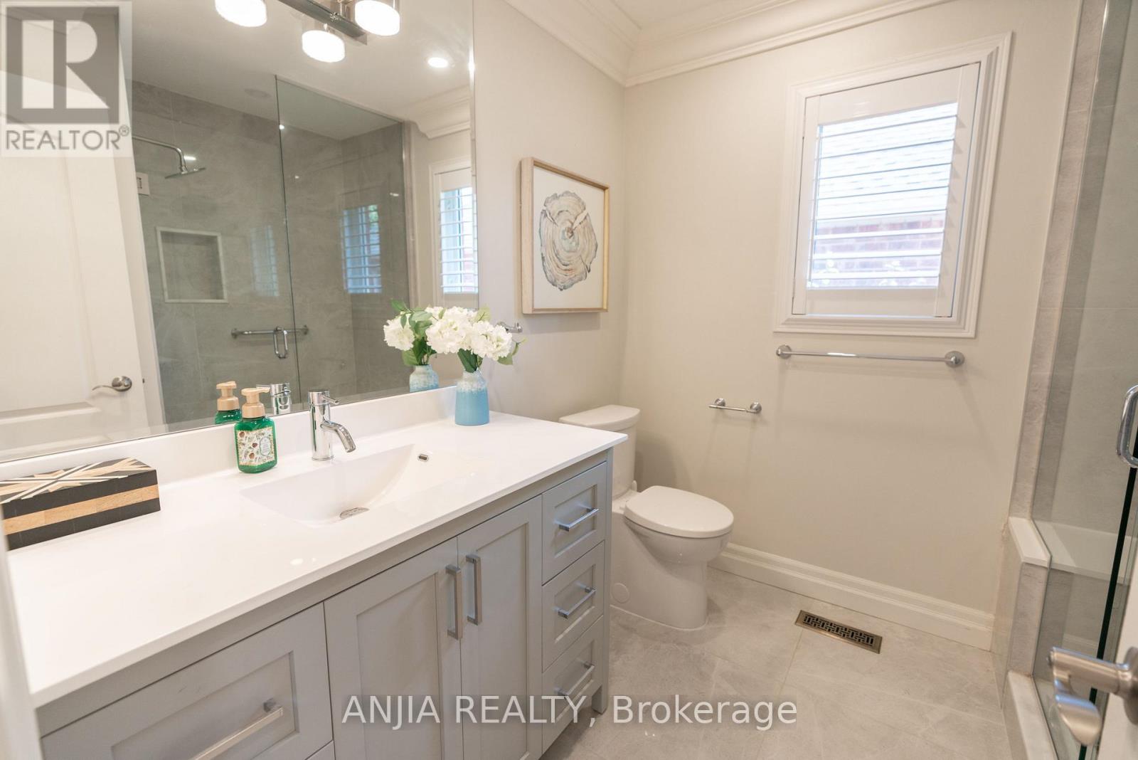 2410 Eden Valley Drive Property Photo 22