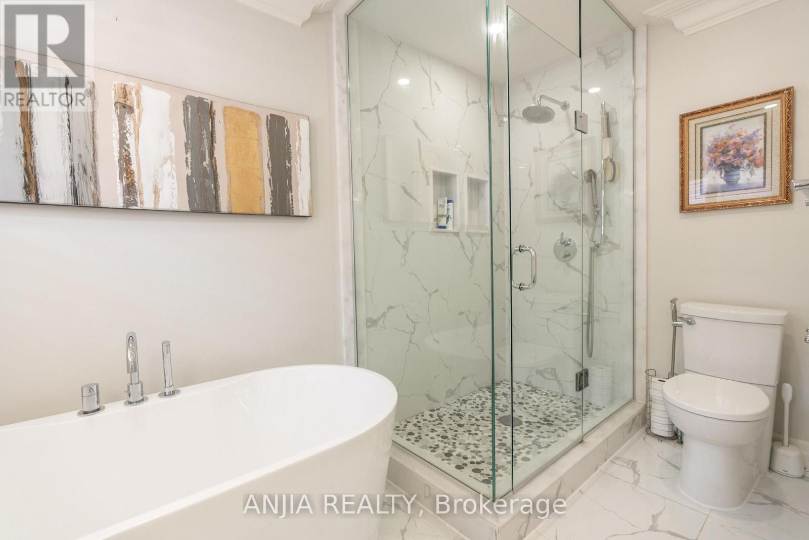 2410 Eden Valley Drive Property Photo 28