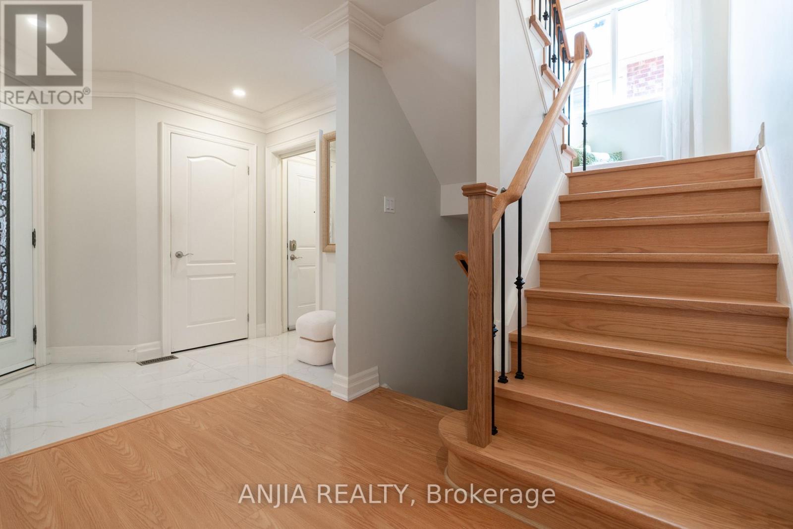 2410 Eden Valley Drive Property Photo 30