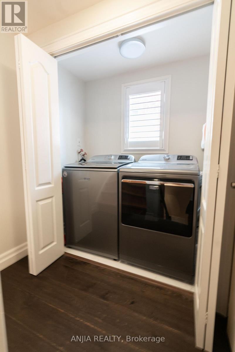 2410 Eden Valley Drive Property Photo 33