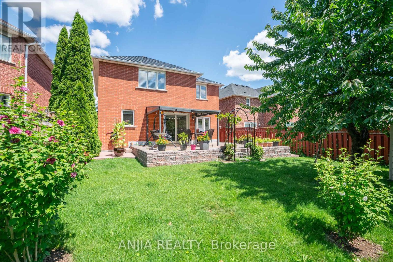 2410 Eden Valley Drive Property Photo 37