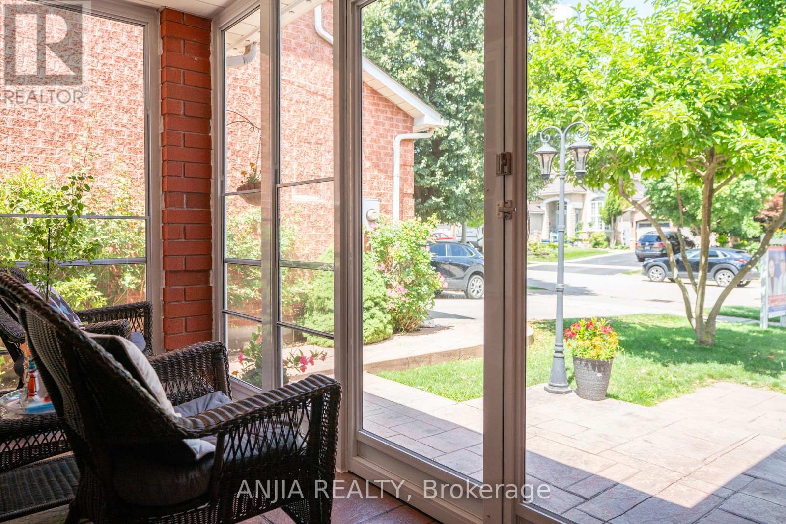 2410 Eden Valley Drive Property Photo 40