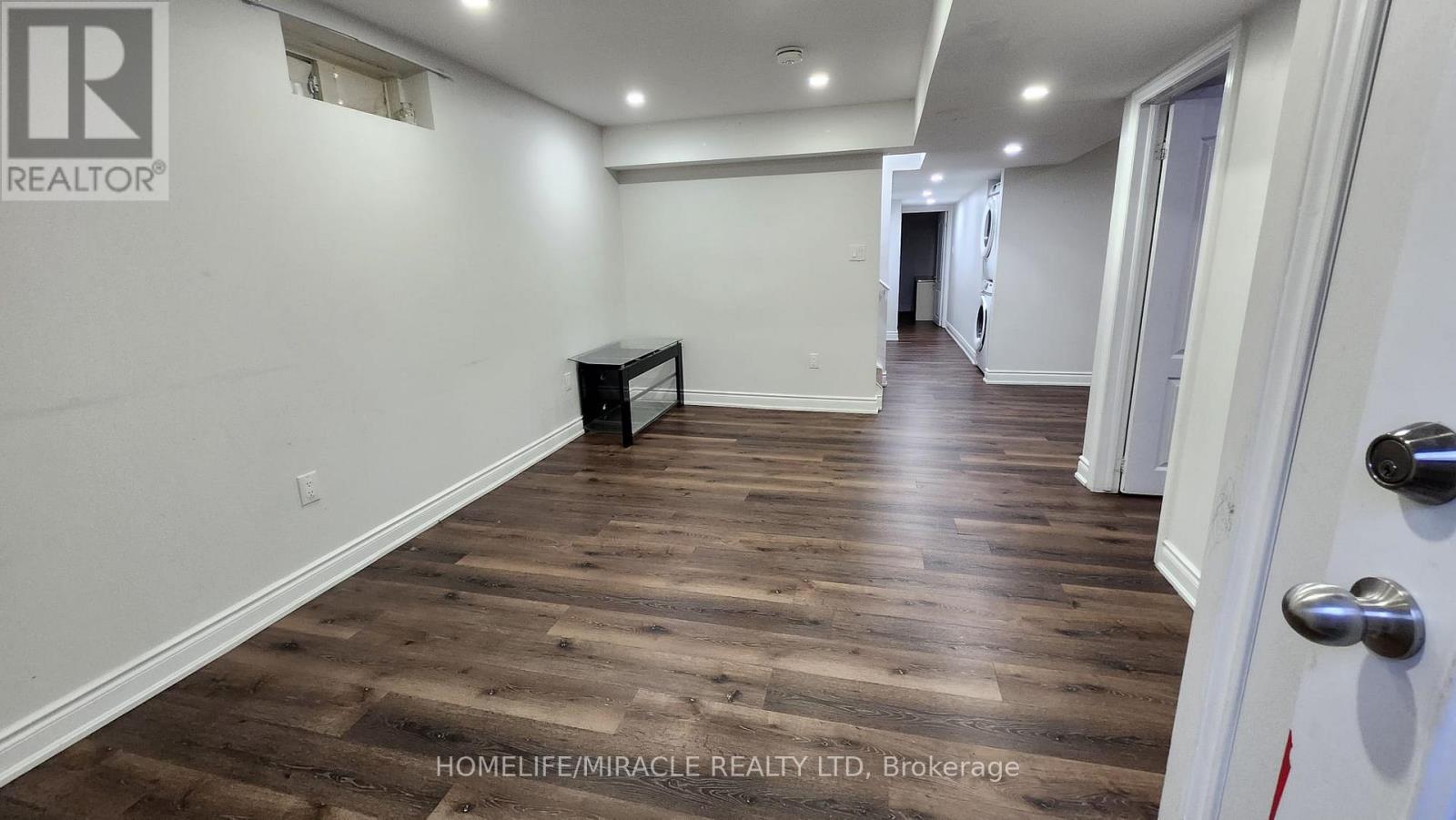 92 Stedford Crescent Property Photo 4