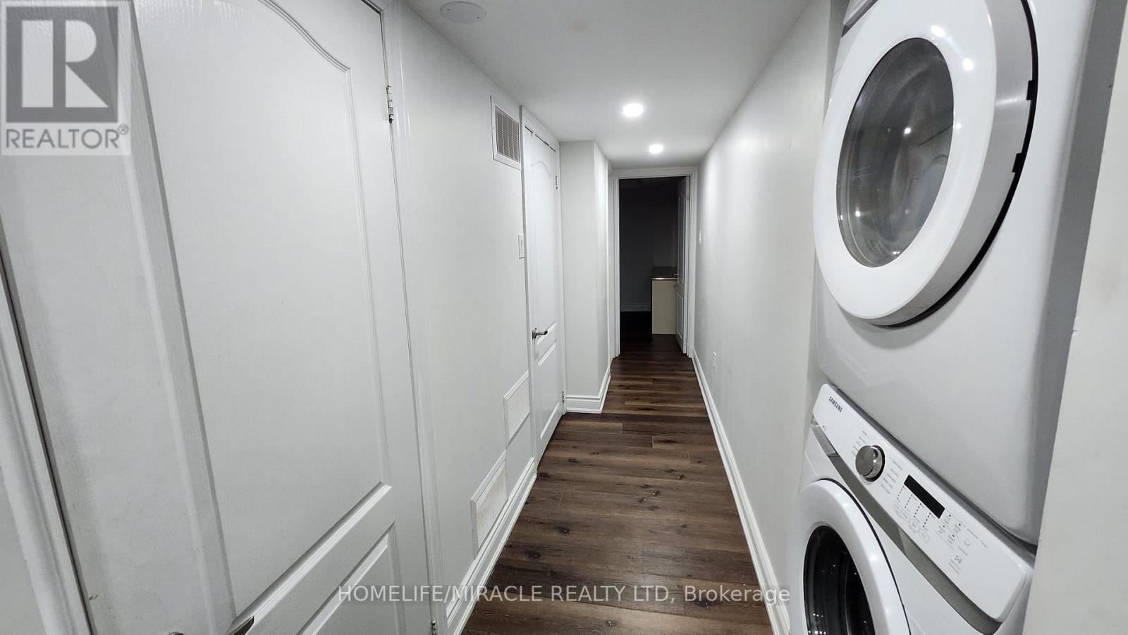 92 Stedford Crescent Property Photo 8