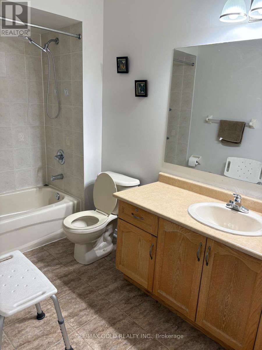10 Irene Crescent Property Photo 4