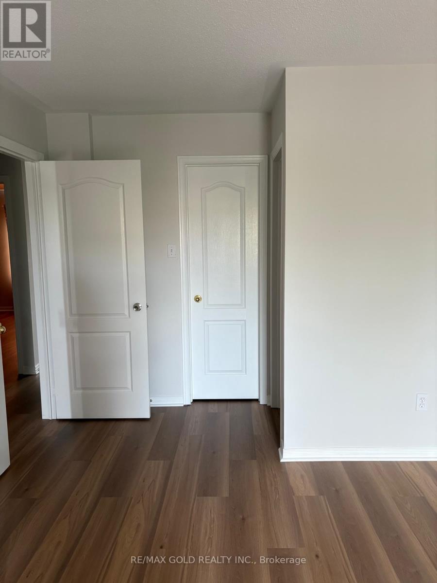 10 Irene Crescent Property Photo 9