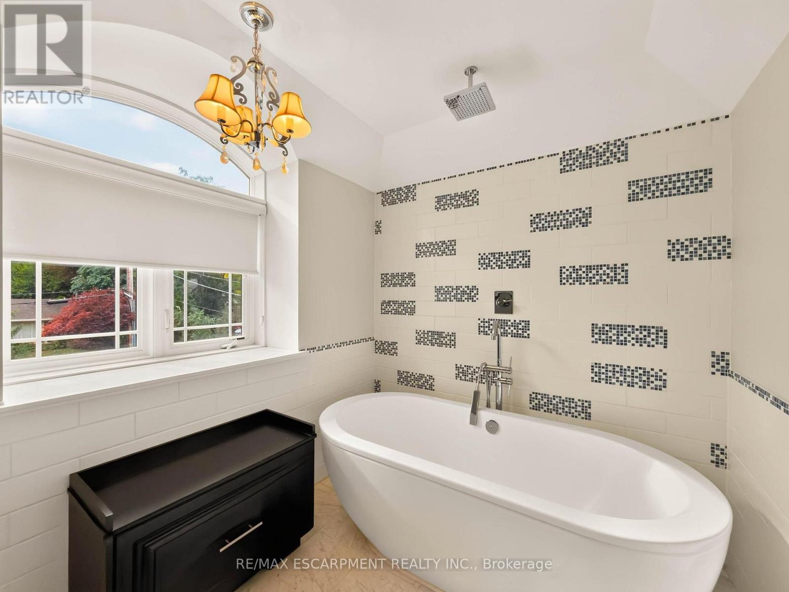 991 Glenwood Avenue Property Photo 25