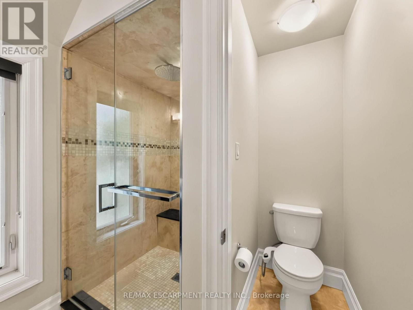 991 Glenwood Avenue Property Photo 27